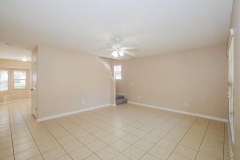 Villa ou maison à louer à Wesley Chapel, Floride: 4 chambres, 133.41 m2 № 2094598 - photo 6