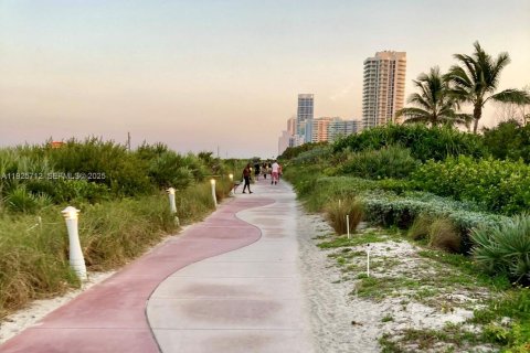 Купить кондоминиум в Майами-Бич, Флорида 1 спальня, 53.6м2, № 2054099 - фото 7