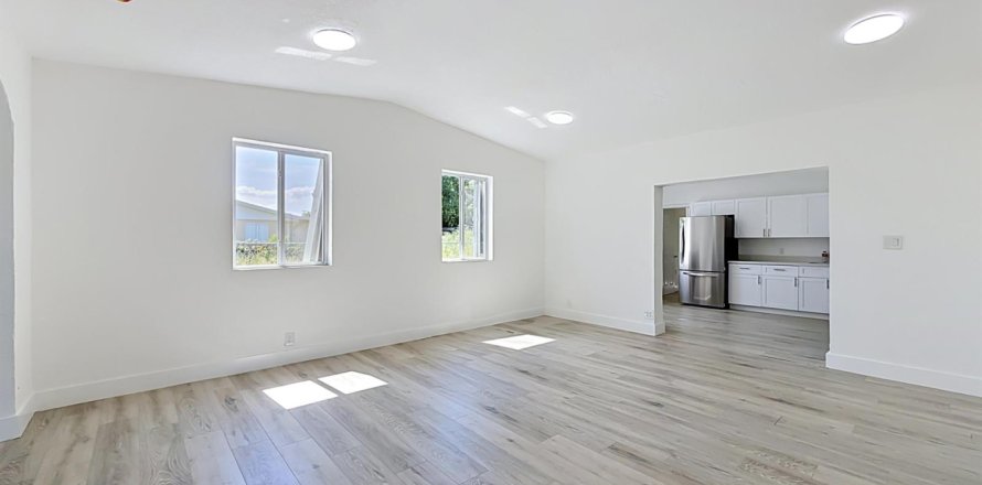 Villa ou maison à Miami, Floride 4 chambres, 176.14 m2 № 2307986