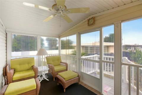 Apartment in Punta Gorda, Florida 2 bedrooms, 89.19 sq.m. № 2099496 - photo 28