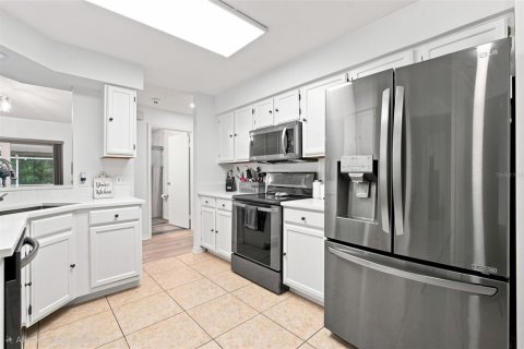 House in Valrico, Florida 3 bedrooms, 123.75 sq.m. № 2166948 - photo 14