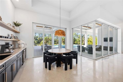Villa ou maison à vendre à Port Charlotte, Floride: 4 chambres, 378.58 m2 № 2134993 - photo 13