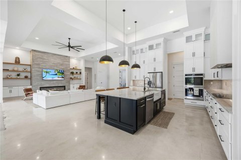 Villa ou maison à vendre à Port Charlotte, Floride: 4 chambres, 378.58 m2 № 2134993 - photo 17