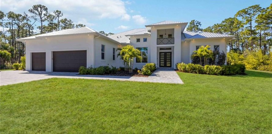 Villa ou maison à Port Charlotte, Floride 4 chambres, 378.58 m2 № 2134993