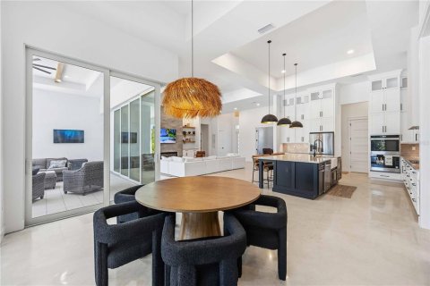 Villa ou maison à vendre à Port Charlotte, Floride: 4 chambres, 378.58 m2 № 2134993 - photo 16