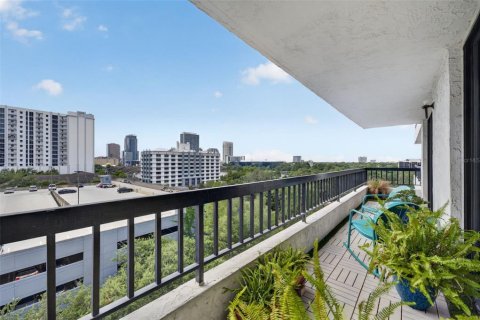 Condo à Orlando, Floride, 2 chambres  № 2266435