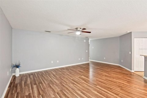 House in Ruskin, Florida 3 bedrooms, 135.92 sq.m. № 1907802 - photo 4