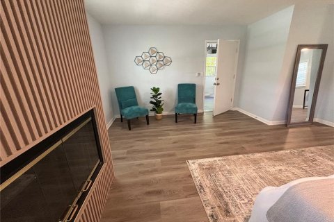 House in Tampa, Florida 4 bedrooms, 195.75 sq.m. № 1824512 - photo 16