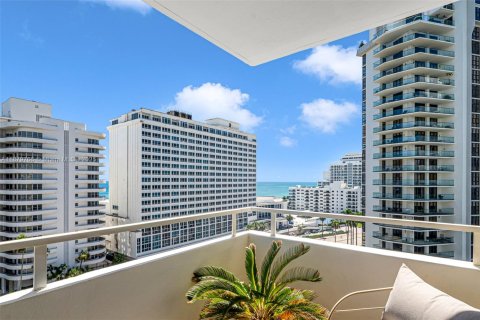 Condominio en venta en Miami Beach, Florida, 2 dormitorios, 153.29 m2 № 2192551 - foto 23