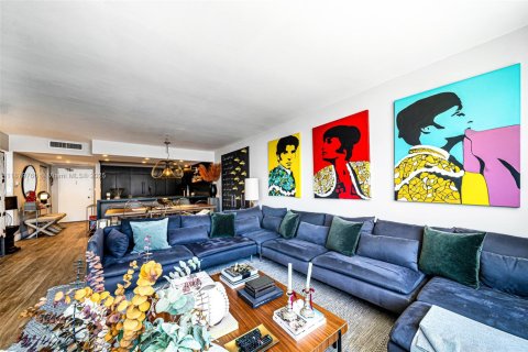 Condominio en venta en Miami Beach, Florida, 2 dormitorios, 153.29 m2 № 2192551 - foto 17