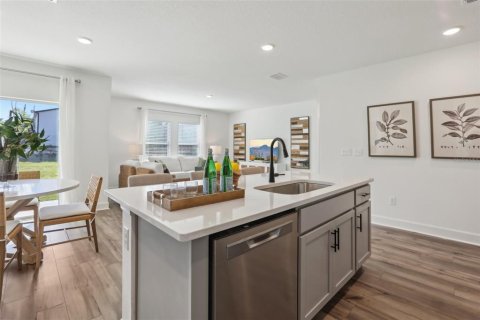 Villa ou maison à vendre à North Port, Floride: 4 chambres, 152.64 m2 № 1657110 - photo 6