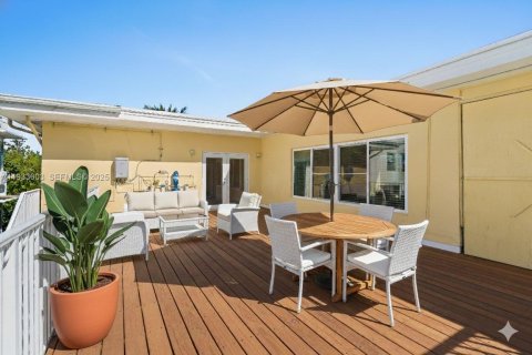 Condo in Miami Beach, Florida, 3 bedrooms  № 1991342 - photo 14