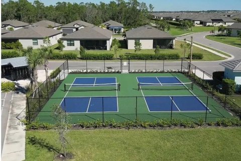 House in Port Charlotte, Florida 4 bedrooms, 188.31 sq.m. № 1903857 - photo 30