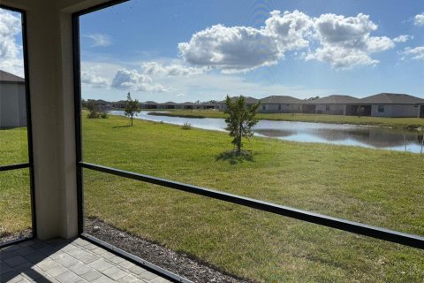 House in Port Charlotte, Florida 4 bedrooms, 188.31 sq.m. № 1903857 - photo 18