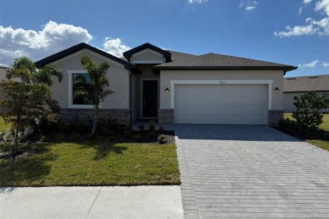House in Port Charlotte, Florida 4 bedrooms, 188.31 sq.m. № 1903857 - photo 1