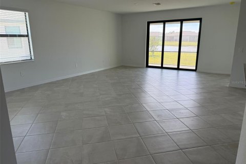 House in Port Charlotte, Florida 4 bedrooms, 188.31 sq.m. № 1903857 - photo 26