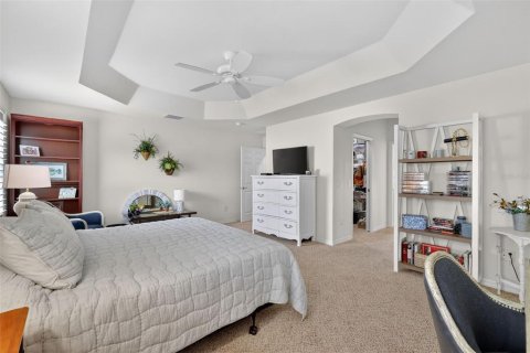 House in The Villages, Florida 3 bedrooms, 176.98 sq.m. № 2112715 - photo 27