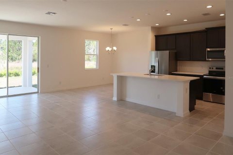 Casa en venta en Eustis, Florida, 4 dormitorios, 172.52 m2 № 1569774 - foto 3