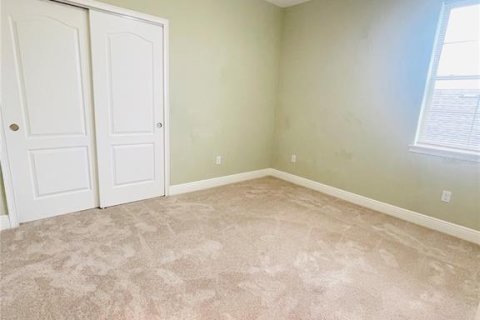 House in Saint Cloud, Florida 4 bedrooms, 219.34 sq.m. № 2134017 - photo 16