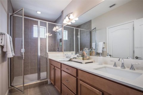 House in Saint Cloud, Florida 4 bedrooms, 219.34 sq.m. № 2134017 - photo 8