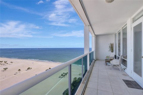 Copropriété à vendre à Fort Lauderdale, Floride: 2 chambres, 140.56 m2 № 2179062 - photo 19