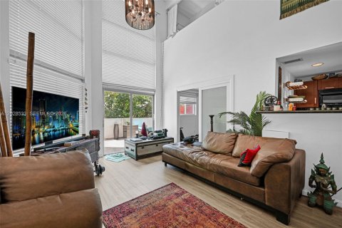 Copropriété à louer à Miami Beach, Floride: 2 chambres, 132.29 m2 № 2257781 - photo 6