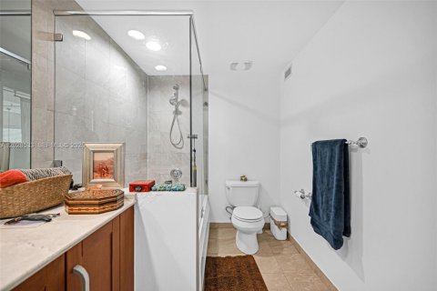 Copropriété à louer à Miami Beach, Floride: 2 chambres, 132.29 m2 № 2257781 - photo 26