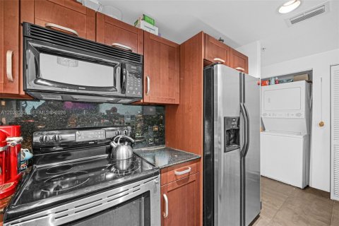 Copropriété à louer à Miami Beach, Floride: 2 chambres, 132.29 m2 № 2257781 - photo 12