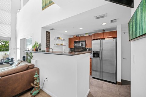 Copropriété à louer à Miami Beach, Floride: 2 chambres, 132.29 m2 № 2257781 - photo 10