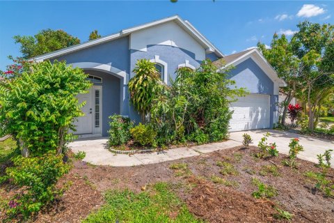 House in Kissimmee, Florida 4 bedrooms, 177.91 sq.m. № 1625115 - photo 30