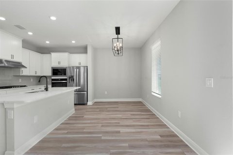Villa ou maison à vendre à Kissimmee, Floride: 6 chambres, 252.14 m2 № 2349430 - photo 10