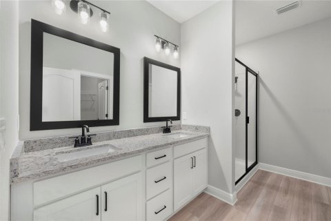 Villa ou maison à vendre à Kissimmee, Floride: 6 chambres, 252.14 m2 № 2349430 - photo 16