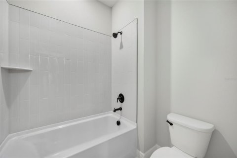 Villa ou maison à vendre à Kissimmee, Floride: 6 chambres, 252.14 m2 № 2349430 - photo 29