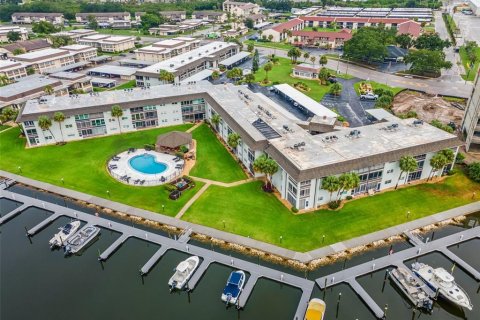 Copropriété à vendre à New Port Richey, Floride: 2 chambres, 88.81 m2 № 2227170 - photo 23