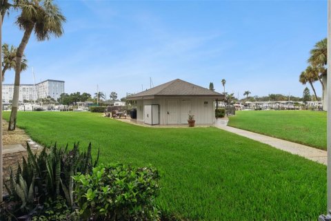 Copropriété à vendre à New Port Richey, Floride: 2 chambres, 88.81 m2 № 2227170 - photo 27