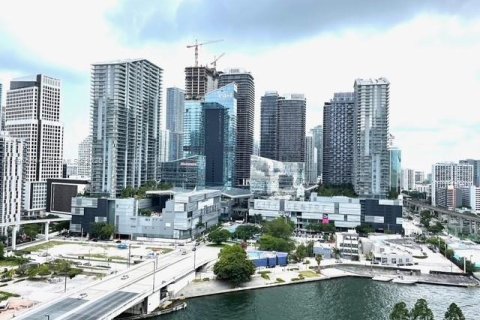 Condominio en alquiler en Miami, Florida, 2 dormitorios, 86.86 m2 № 2029924 - foto 2