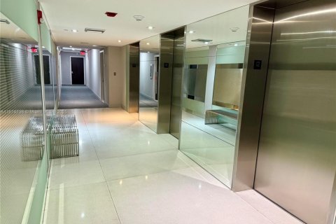 Condominio en venta en Aventura, Florida, 2 dormitorios, 121.98 m2 № 1981704 - foto 23