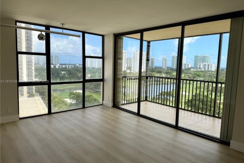 Condominio en venta en Aventura, Florida, 2 dormitorios, 121.98 m2 № 1981704 - foto 7
