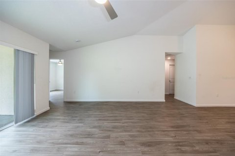 Casa en venta en Palm Coast, Florida, 4 dormitorios, 153.47 m2 № 2236784 - foto 14
