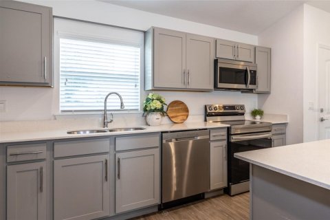 Casa en venta en Palm Coast, Florida, 4 dormitorios, 153.47 m2 № 2236784 - foto 8