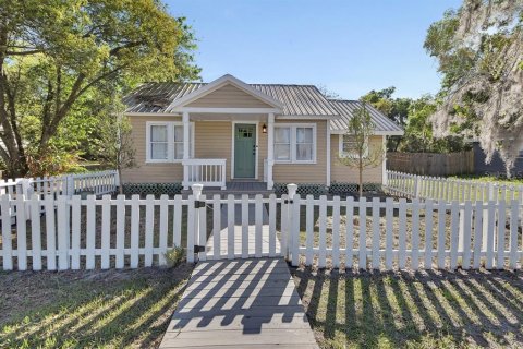 House in DeLand, Florida 2 bedrooms, 66.52 sq.m. № 2092535 - photo 3