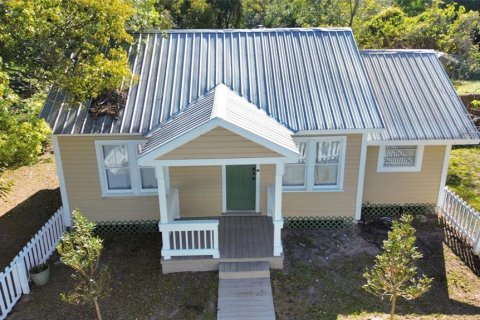 House in DeLand, Florida 2 bedrooms, 66.52 sq.m. № 2092535 - photo 2