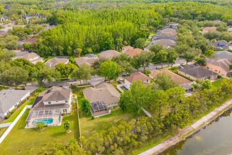 Casa en venta en Tampa, Florida, 4 dormitorios, 230.86 m2 № 2201597 - foto 4