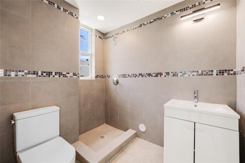 Снять в аренду квартиру в Майами-Бич, Флорида 1 спальня, 88.26м2, № 1955249 - фото 12