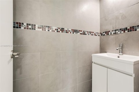 Снять в аренду квартиру в Майами-Бич, Флорида 1 спальня, 88.26м2, № 1955249 - фото 6