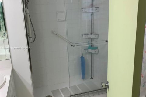 Снять в аренду кондоминиум в Дирфилд-Бич, Флорида 2 спальни, 84.26м2, № 2023625 - фото 7