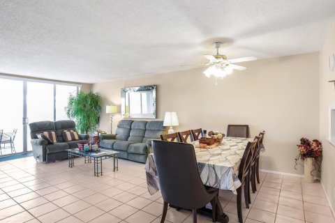 Copropriété à vendre à Pompano Beach, Floride: 3 chambres, 139.35 m2 № 2084540 - photo 3