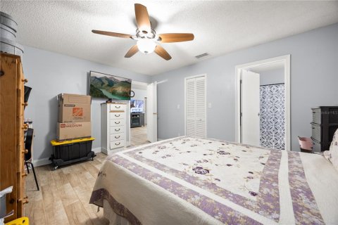 Casa en venta en Orlando, Florida, 4 dormitorios, 137.12 m2 № 2421987 - foto 19