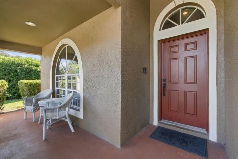 House in Lutz, Florida 4 bedrooms, 216.28 sq.m. № 2428888 - photo 15