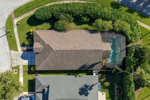 House in Lutz, Florida 4 bedrooms, 216.28 sq.m. № 2428888 - photo 5